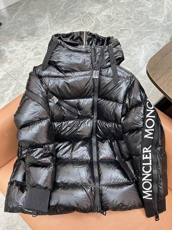 Moncler Women's Outwear 236